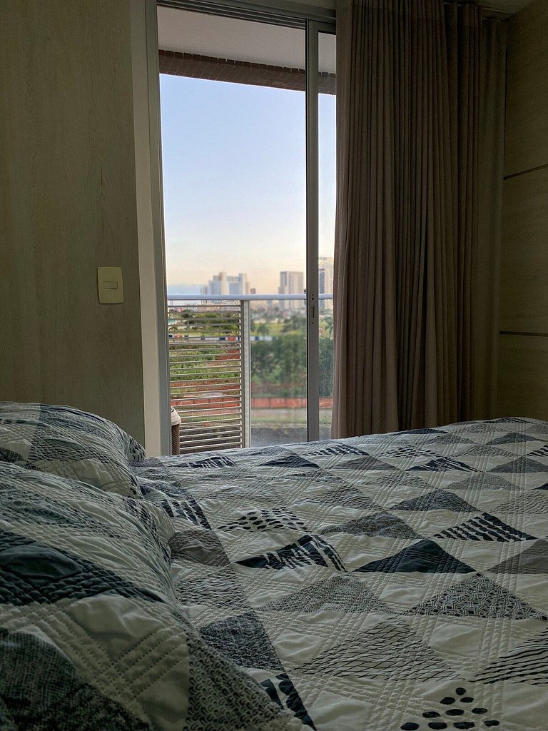 Excelente apartamento no shopping