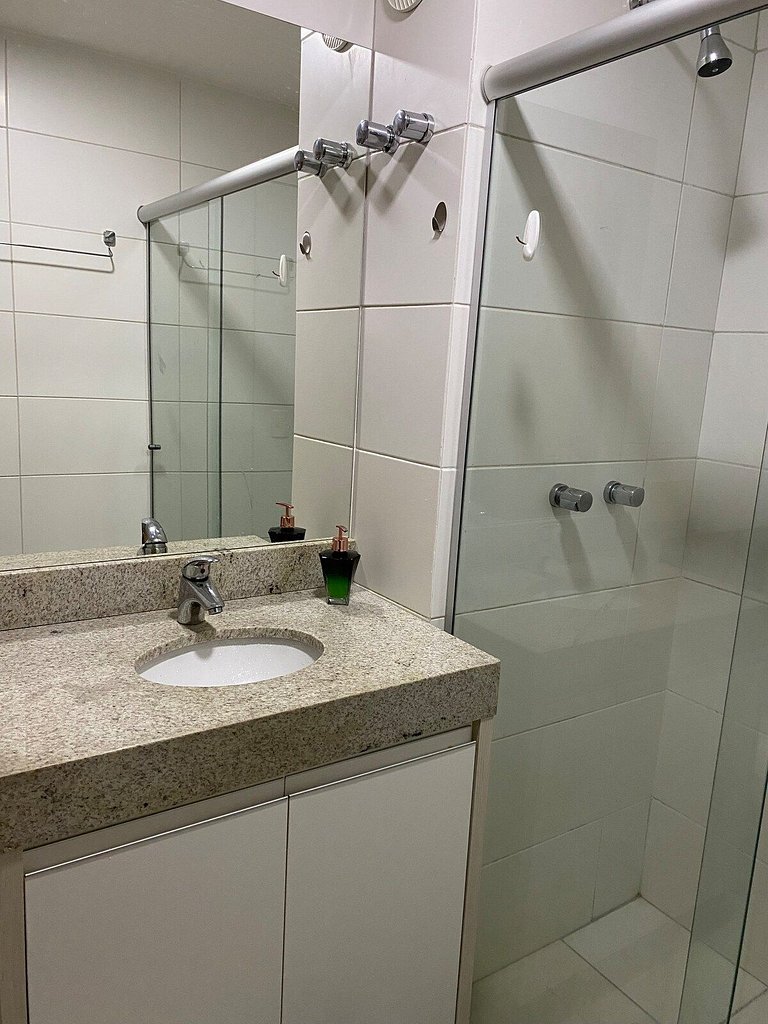 Excelente apartamento no shopping