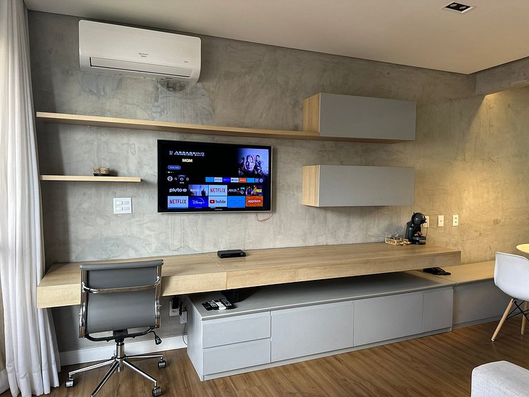 Luxuoso Flat Lake Side com vista para o lago
