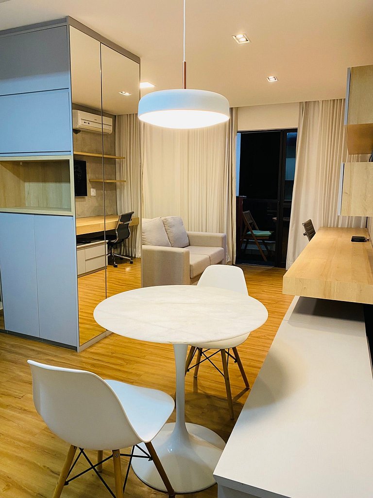 Luxuoso Flat Lake Side com vista para o lago