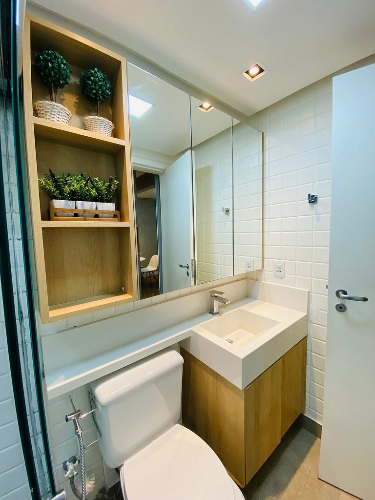Luxuoso Flat Lake Side com vista para o lago