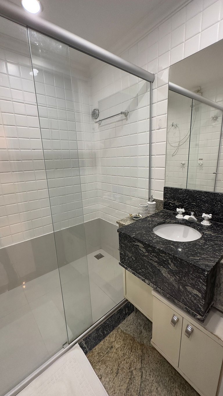 Apartamento sensacional no lago