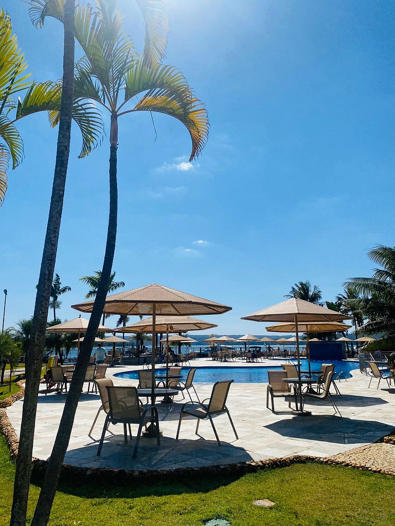 Flat 314 reformado lake side