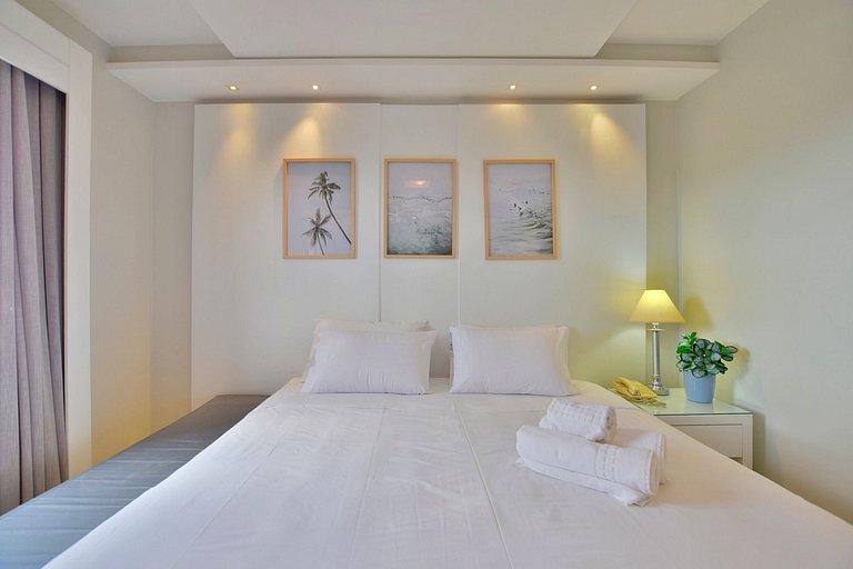 Flat 314 reformado no Lake Side