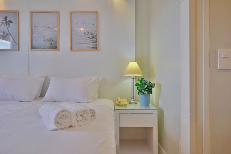 Flat 314 reformado no Lake Side