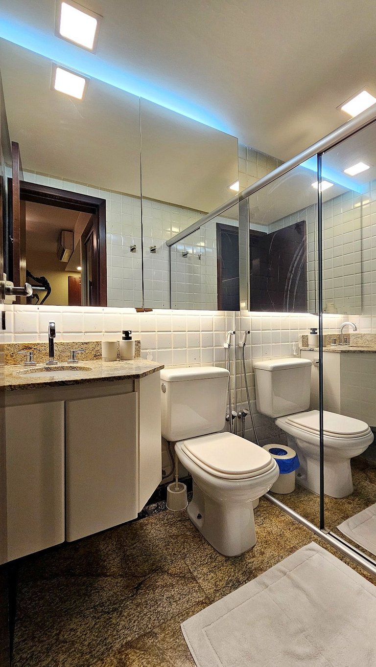 Lindo flat 410 beira lago