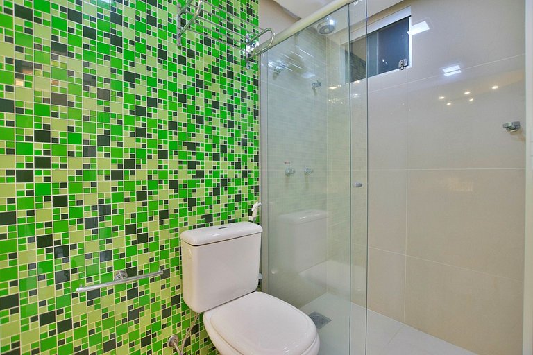 Flat 430 lindo com vista para o lago