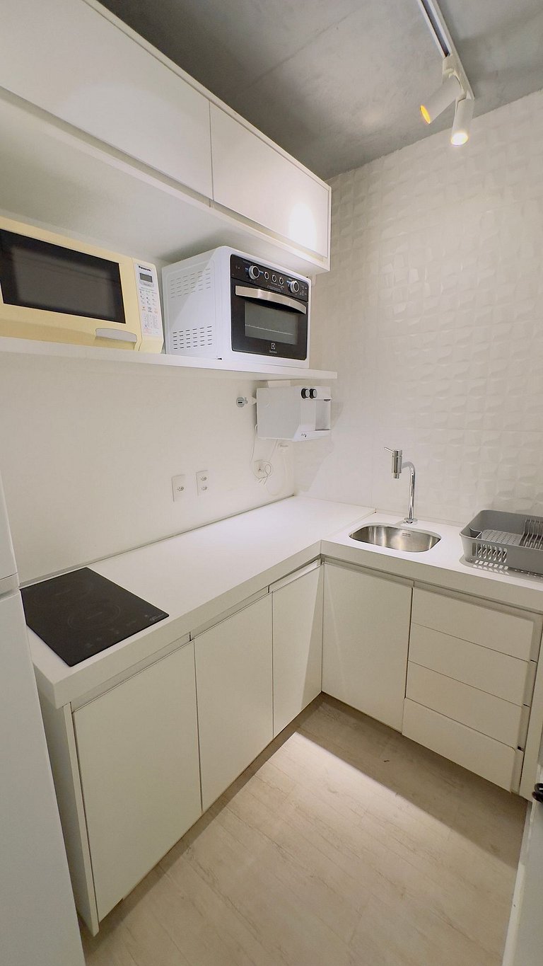 Luxuoso flat familiar beira lago