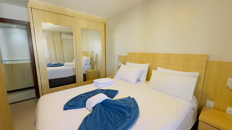 Apartamento 412 lindo de 2 quartos com vista para o lago