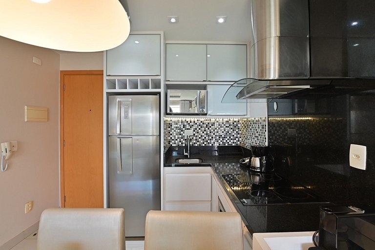 Luxuoso Apto Brisas do lago