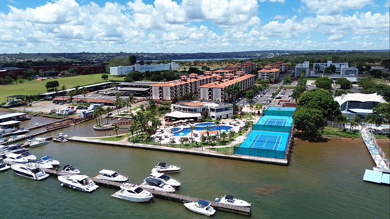 Apartamento lindo com vista lago