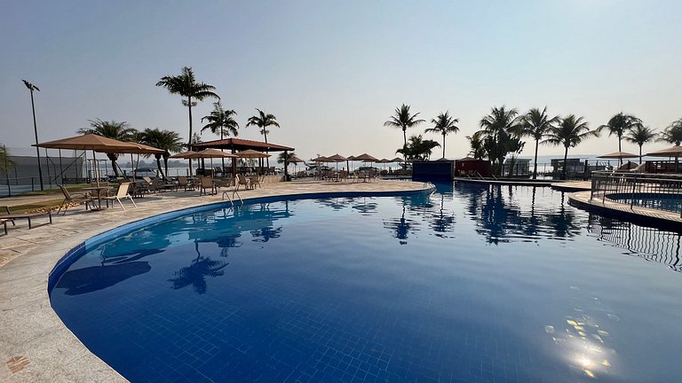 Flat 141 Luxuoso vista lago