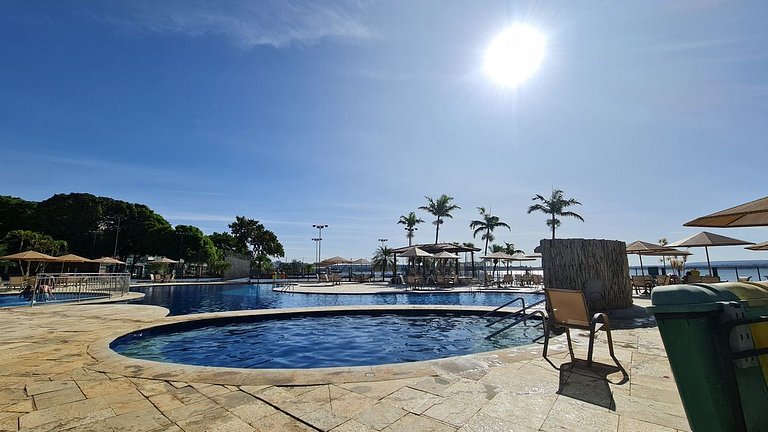 Flat 332 vista lago com 2 camas