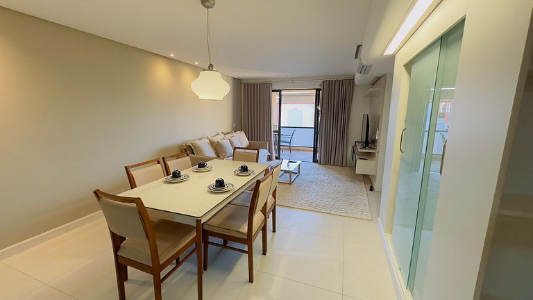 Luxuoso apt 2Q hidro e vista lago