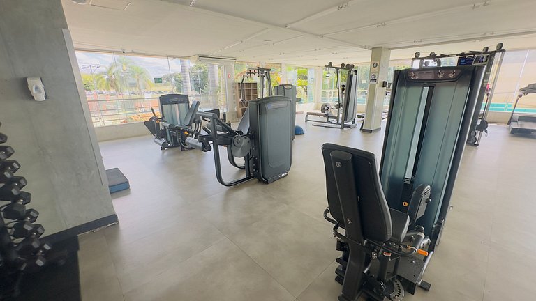 Luxuoso apt 2Q hidro e vista lago