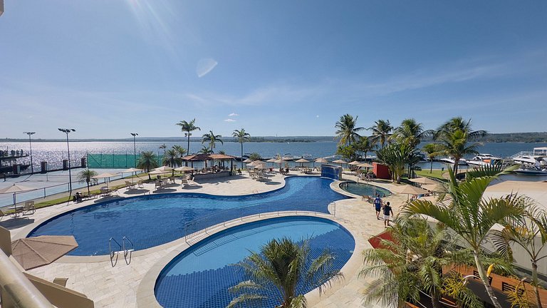 Luxuoso apt 2Q hidro e vista lago