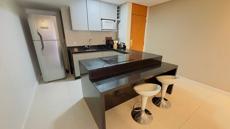 Luxuoso apt 2Q hidro e vista lago