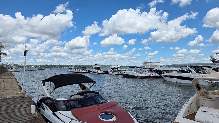 Luxuoso Flat Lake Side com vista para o lago