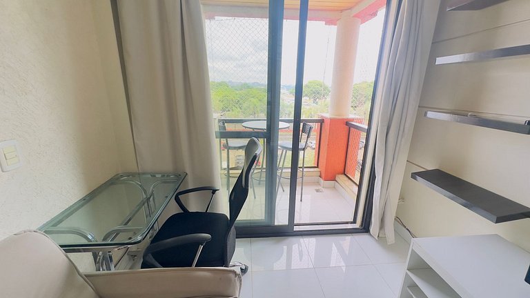 Excelente Apto na beira do lago