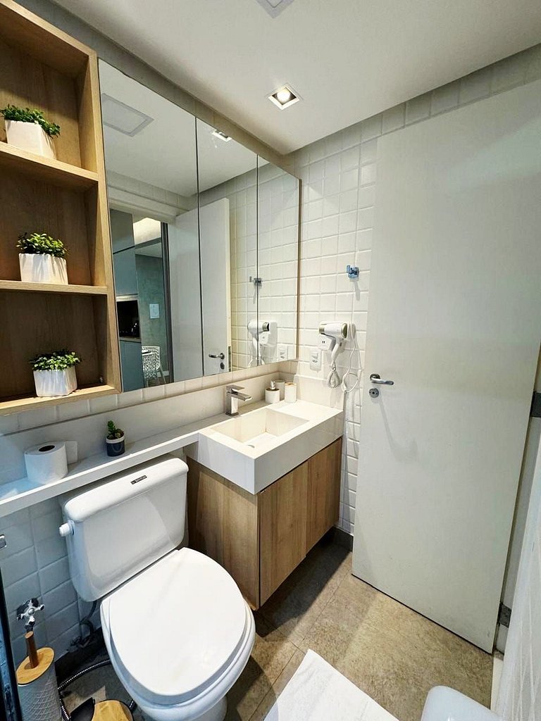 Luxuoso Flat Lake Side com vista para o lago