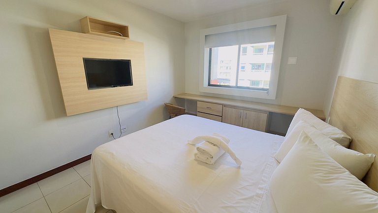 Excelente ap 2 quartos lake side