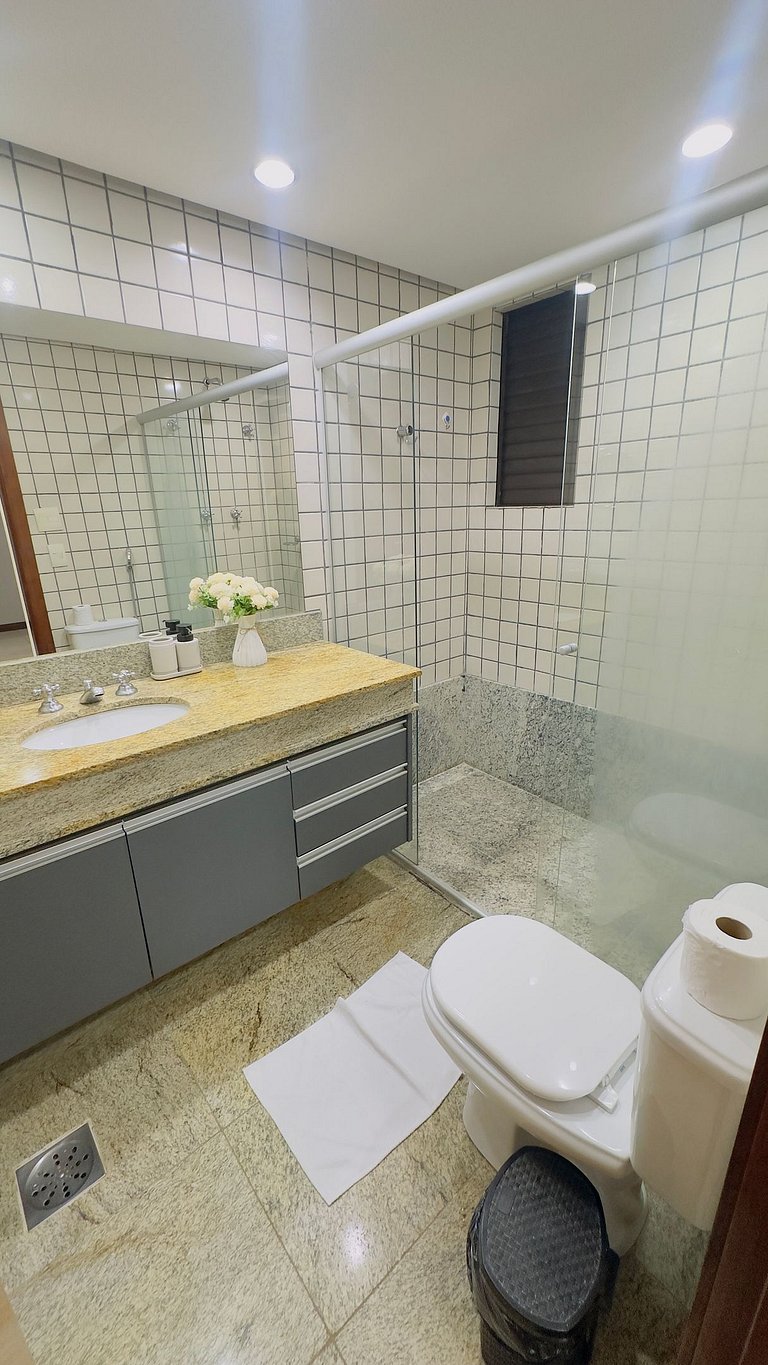 Excelente ap 2 quartos lake side