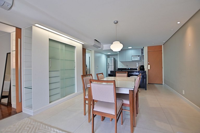 Luxuoso apt 2Q hidro e vista lago