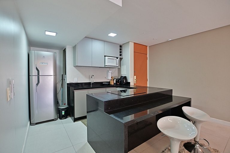 Luxuoso apt 2Q hidro e vista lago