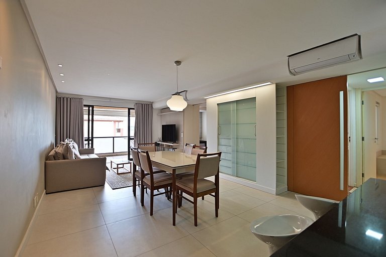 Luxuoso apt 2Q hidro e vista lago