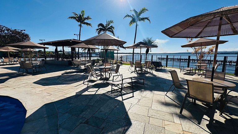 Lindo Flat 425 vista lago no lake side