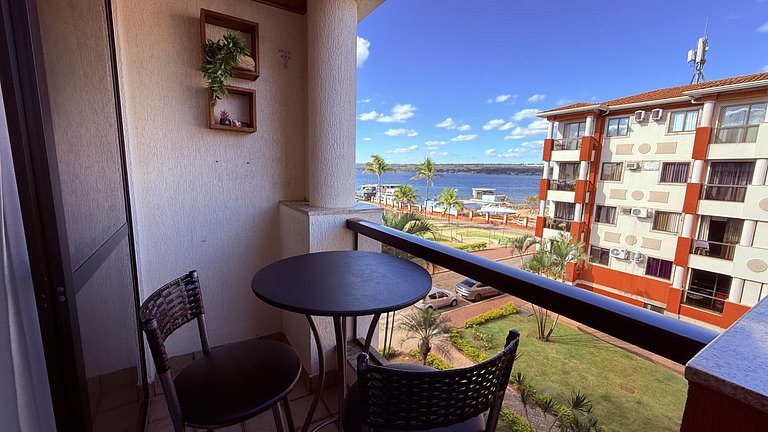 Flat Rosa encantador vista lago