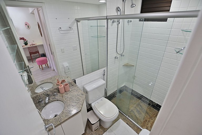Flat 337 vista lago no Lake side