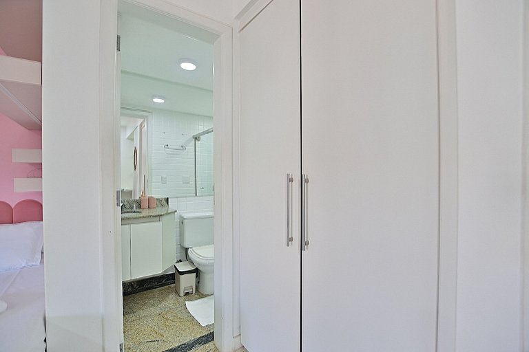 Flat 337 vista lago no Lake side