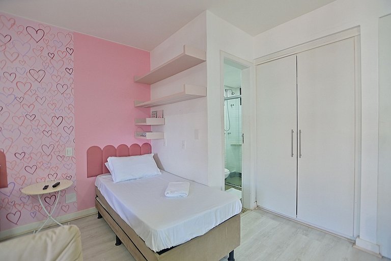 Flat 337 vista lago no Lake side
