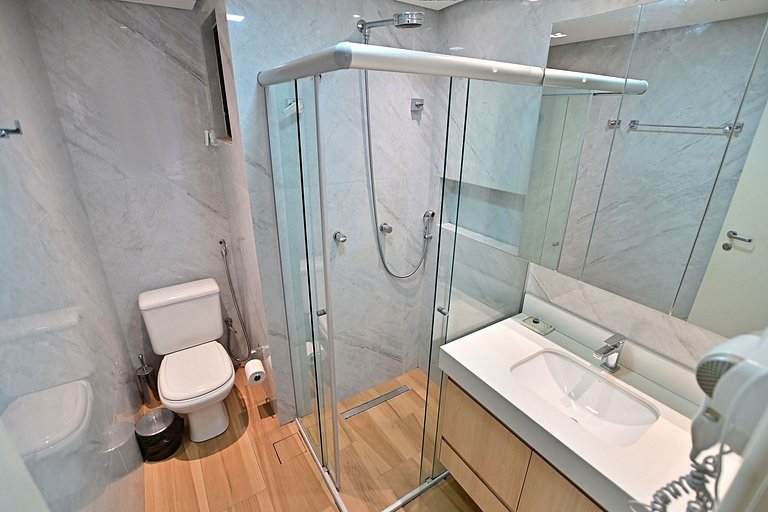 Flat Premium 134 Lake Side Beira Lago