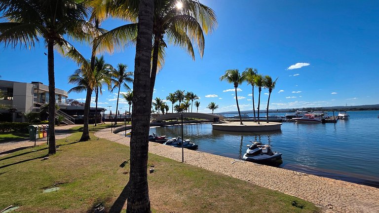 Flat Premium 134 Lake Side Beira Lago